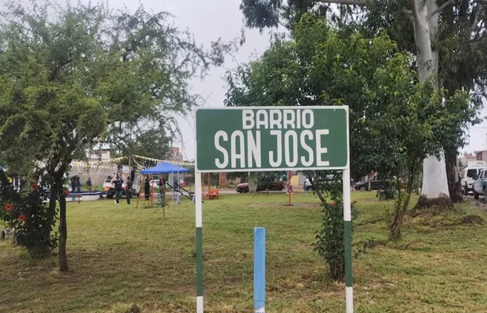 Un hombre golpeó brutalmente a su ex pareja frente a sus hijas en Palpalá y huyó en el auto de la víctima
