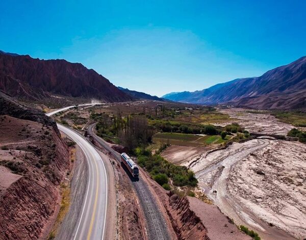 El Tren Solar celebra los 23 años de la Quebrada de Humahuaca como Patrimonio de la Humanidad