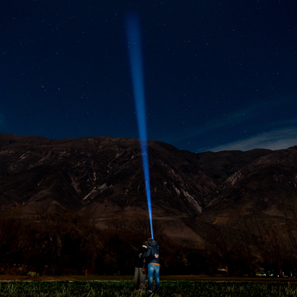 El Tren Solar y una noche única de Cielo en Movimiento: El eclipse lunar más profundo del año