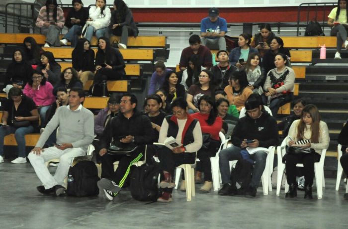Capital: Más de 100 docentes se capacitan en prevención digital y salud mental