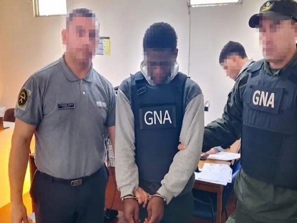 Viajaba hacia Jujuy y lo detuvieron en San Juan: Se trata de un haitiano con pedido de captura de Interpol