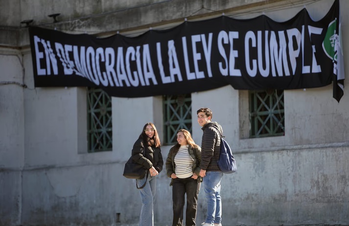 El paro universitario afectó de forma general a todas las&hellip;