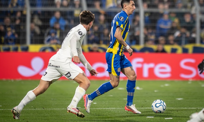 Rosario Central desaprovechó la localía y empató con Corinthians en la Copa Libertadores 2026