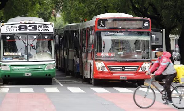Paro de colectivos este viernes: El Gobierno enfrenta nuevo conflicto que puede afectar a miles de pasajeros