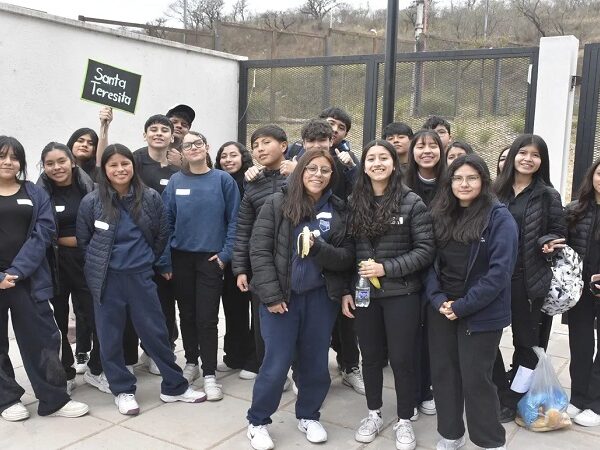 Educación reunió a 500 estudiantes y docentes en una jornada sobre cuidados, vínculos y convivencia