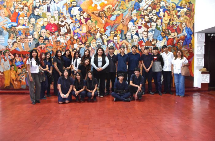 Estudiantes del Bachillerato Provincial N.º 21 recorrieron la Legislatura
