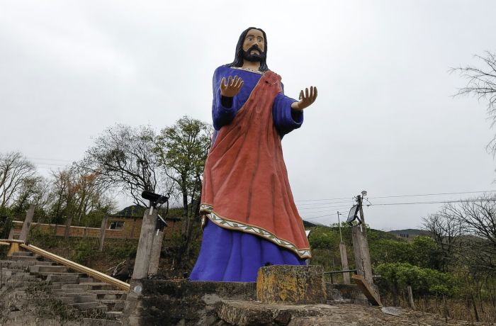 Valle Grande: Restauraron el Cristo Redentor, uno de los símbolos de la localidad