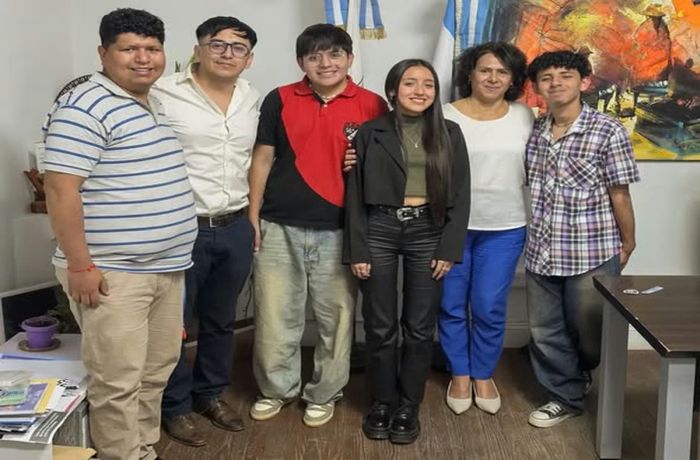 Estudiantes y el Consejo Provincial de Mujeres promueven la participación juvenil