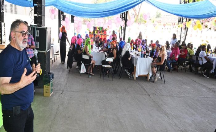 Raúl Jorge encabezó un agasajo a docentes municipales y destacó su tarea educativa