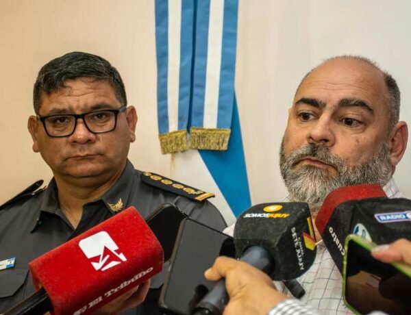La Policía de Jujuy justificó su intervención en ADEP y aseguró que actuó por un llamado al 911