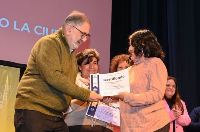 Más de 80 jujeños se capacitaron en oficios y recibieron sus certificados