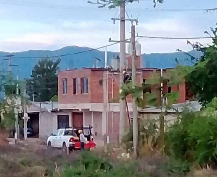 Vecinos, hartos de los cortes: Explotó un transformador y Alto Comedero volvió a quedar sin luz