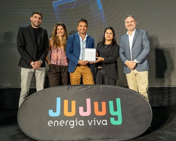 Huacalera fue distinguida como Destino Emergente en los Premios FED 2026