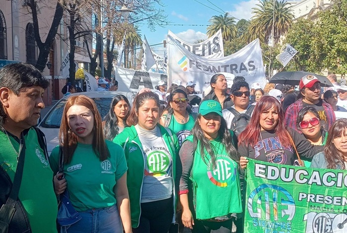 ATE inició el paro de 48 horas en rechazo al aumento salarial impuesto por el Gobierno