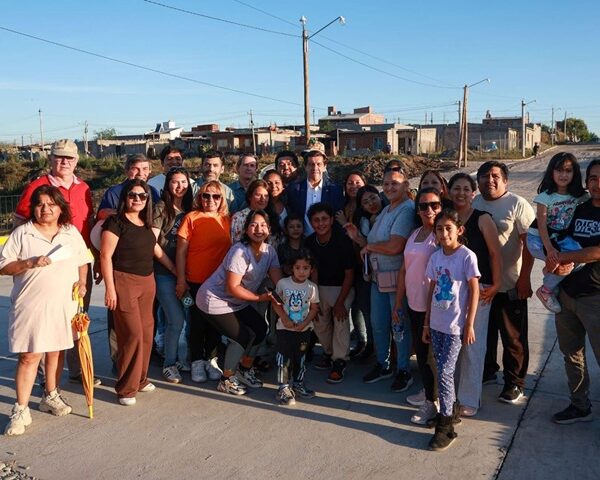 Sadir habilitó el primero de los cinco puentes que conectarán sectores de Alto Comedero