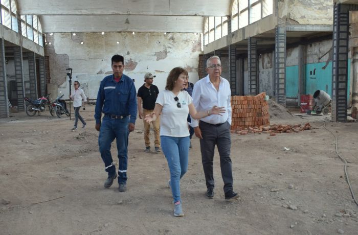 El Mercado Municipal de San Pedro suma mejoras en sus locales exteriores