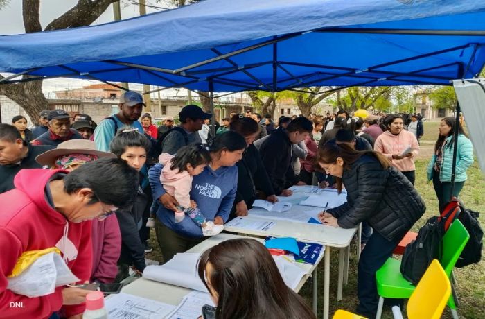 El Gobierno acompaña a familias del Ex Aeroclub para completar…