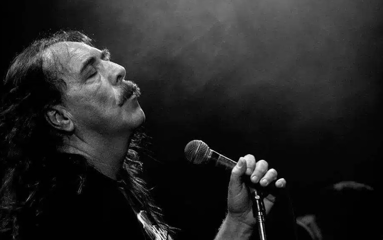 Murió Saúl Blanch, el primer cantante de Rata Blanca