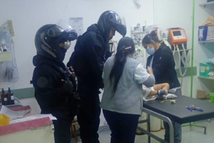 San Pedro: Policías asistieron a un bebé de dos años que convulsionaba y lo trasladaron de urgencia