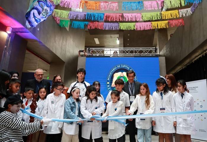 Sadir inauguró la Feria Nacional de Educación en Ciencias, Tecnología, Artes y Matemática en Ciudad de las Artes