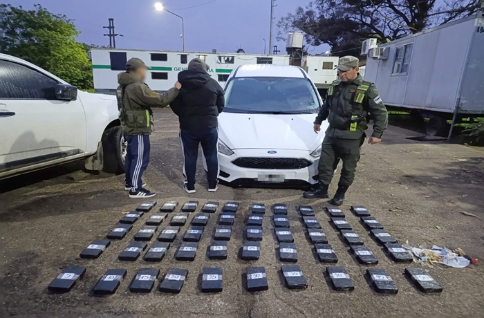Importantes allanamientos en La Quiaca finalizaron con el secuestro de estupefacientes y dinero