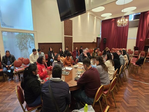 La Comisión de Pueblos Indígenas recibió a representantes de la comunidad originaria El Churcal de Juella