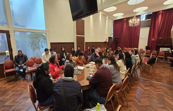 La Comisión de Pueblos Indígenas recibió a representantes de la…