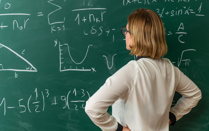 La matemática ocupa menos del 10% de las horas de formación de los futuros maestros en Argentina