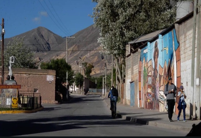 Carolina Miy presentará en Mar del Plata el documental «Hecho a mano» inspirado en un mural maimareño