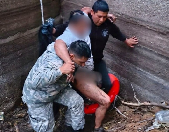 Rescataron a un hombre que cayó al agua en el puente del Dique Los Alisos