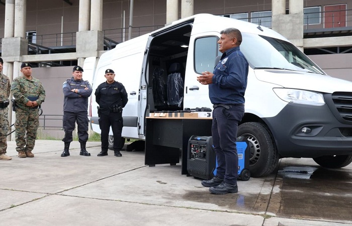 Seguridad incorpora una unidad móvil con tecnología integral para coordinar operativos