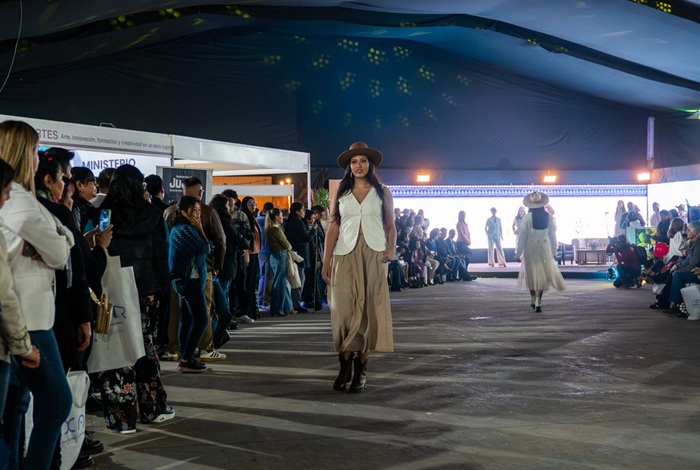 «Vistiendo Raíces» reunió a diseñadores y artesanos de las cuatro regiones en la ExpoJuy