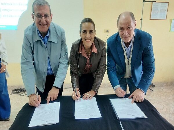 Educación presentó el proyecto de refacción integral y ampliación de la Escuela de Comercio N°4 de Libertador