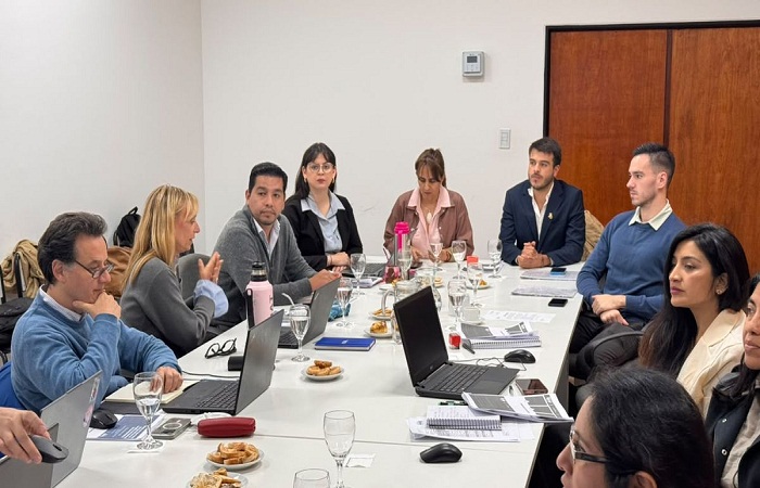 Educación, Hacienda y el BCIE realizaron una jornada de revisión del programa PROMACE